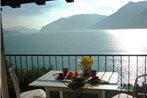 Modern Apartment with Balcony in Vello Italy