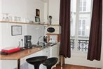 Apartment Rue du Louvre Paris