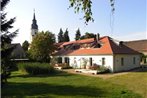 Apartmenthotel Garni \Ga?rtnerhaus Schloss Reinharz\