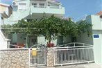 Apartments Otok