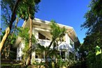 Argonauta Boracay Boutique Hotel with Apartments and Villas