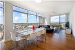 Moore to See - Modern and Spacious 3BR Zetland Apartment with Views over Moore Park