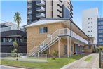 Mavic Court Unit 1 - Central Rainbow Bay Coolangatta