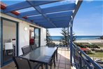 Calypso Plaza Resort Unit 462 - Penthouse style apartment Beachfront Coolangatta