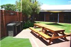 Dunsborough Inn Backpackers