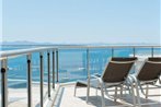 Shoal Bay Penthouse with Views and Resort Facilities