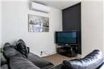 Modern 1 Bedroom Apartment in North Melbourne