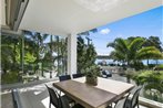 Stunning Riverfront Apartment in Noosaville - Unit 2 Wai Cocos 215 Gympie Terrace