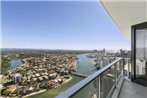 Circle on Cavill Surfers Paradise - 2 Bedroom Ocean - 5 Night Special!