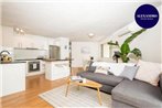 SUNNY BEACHSIDE APARTMENT / MERMAID BEACH