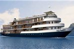 The Au Co Cruise - Managed by Bhaya Cruise
