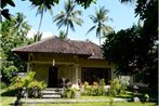 Bali Lege Beach Bungalows