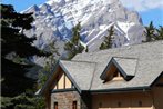 Banff Y Mountain Lodge