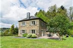 Spacious Cottage with Private Garden in Ardennes