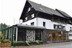 Former 100 year-old hotel with garden on the banks of the Su^re