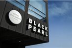 Black Pearl Apartment Hotel