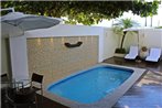 CASA COM PISCINA BOMBINHAS LC001ef