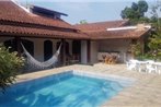 AMPLA CASA TERREA - LOCALIZACA~O PRIVILEGIADA - PISCINA E CHURRASQUEIRA