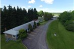 The Lionstone Inn Motel and Cottages