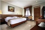 Cakra Kembang Hotel