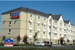 Candlewood Suites Medford