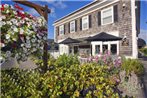 Cannon Beach Hotel