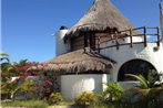 Casa de los Angeles by Villas Geminis Tulum