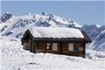 Chalet @2200m Chuestall Huttli