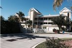 Chickee Hut Beach Apartment