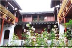 Shaoxing Laotaimen Luxun Native Place Youth Hostel