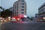 Xincaizi Business Hotel