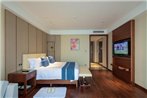 Yushan Town Tianji Cloud Business Hotel