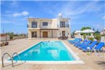 Villa in Pegeia Sleeps 6 includes Swimming pool Air Con and WiFi 9 7