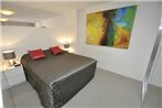 Darlinghurst Self-Contained Modern Studio Apartment (17 OXF)