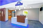 Days Inn by Wyndham North Dallas/Farmers Branch