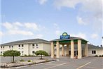 Days Inn & Suites by Wyndham Dundee