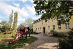 Familien- und Freizeithotel Gutshaus Petkus