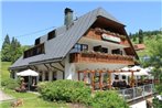 Hotel & Restaurant Gruner Baum - Die Grune Oase Am Feldberg