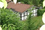 Detached bungalow with oven