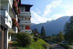 Sonniges Appartement mit Balkon und Bergblick