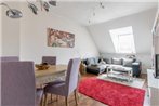 ID 6410 | Private Apartment