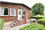 Quaint Bungalow near Insel Poel with Garden