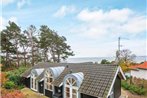 6 person holiday home in Ebeltoft