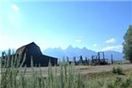 Elk Refuge Inn