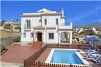 Nerja Villa Sleeps 6 Pool Air Con WiFi