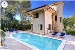 Tamariu Villa Sleeps 7 Pool