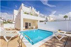 Nerja Villa Sleeps 6 Pool Air Con WiFi