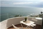 Super Font line beach apartment upto 4 people IR50