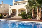 Enthralling Holiday Home in Ametlla de Mar with Private Pool