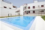 Apartamento con piscina en el pueblo